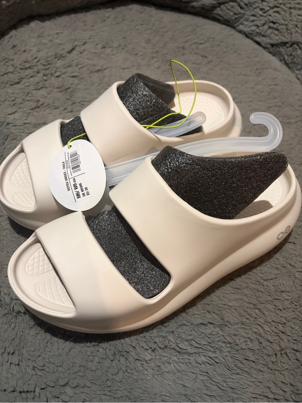 OOFOS White Slide Sandals with Charcoal Gray Footbed